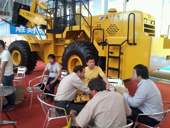 福大機(jī)械參加2012年第九屆中國（云浮）國際石材科技展覽會(huì)